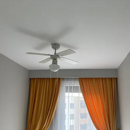 Apartamentul Max, Practic Si Confortabil Oradea Exterior photo