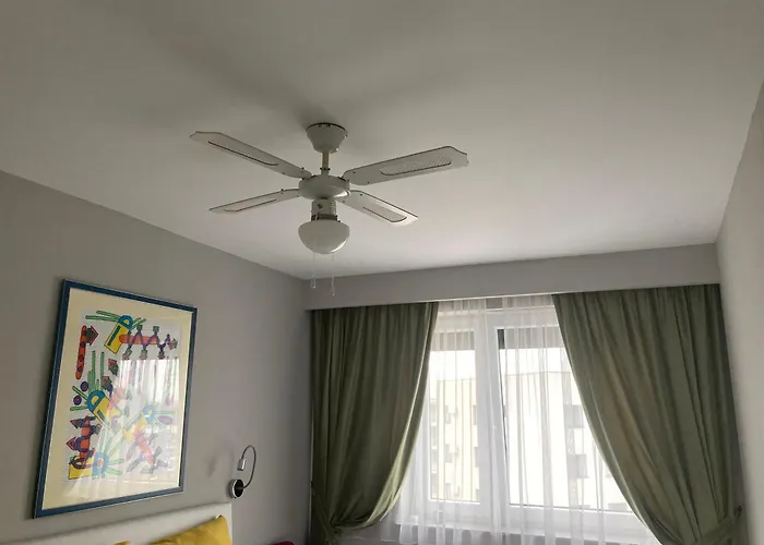 Apartamentul Max, Practic Si Confortabil